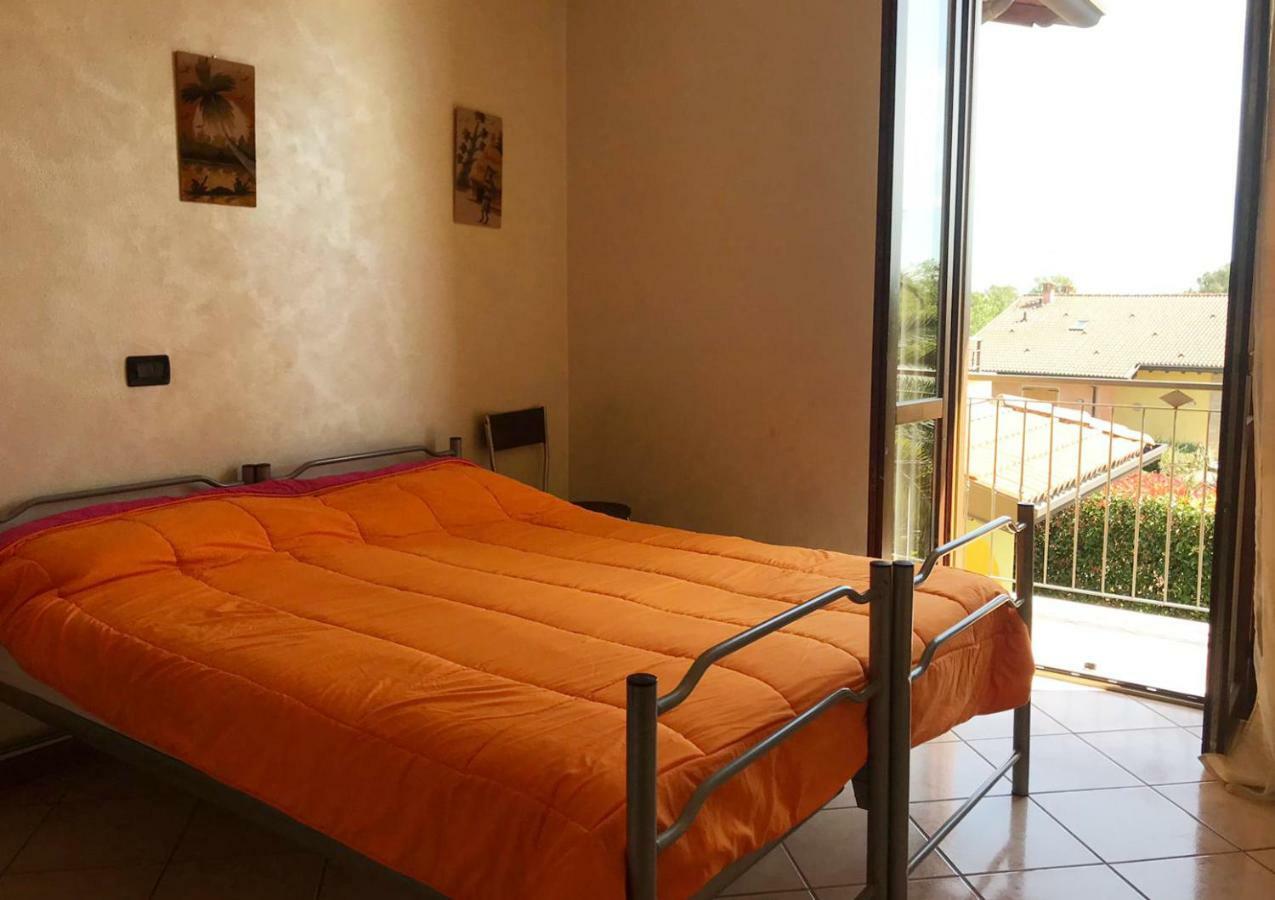 Villa The Sweet Rose With Pool Manerba del Garda Bagian luar foto