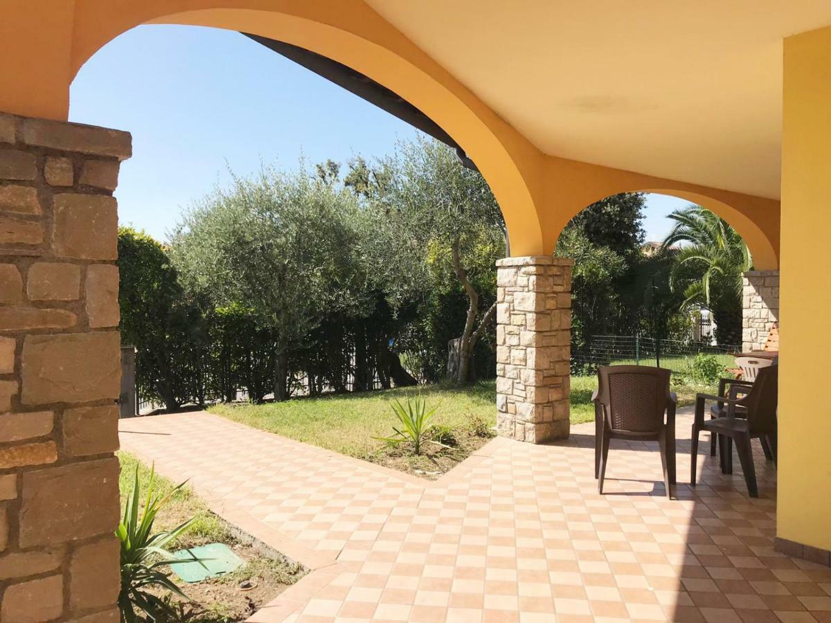 Villa The Sweet Rose With Pool Manerba del Garda Bagian luar foto
