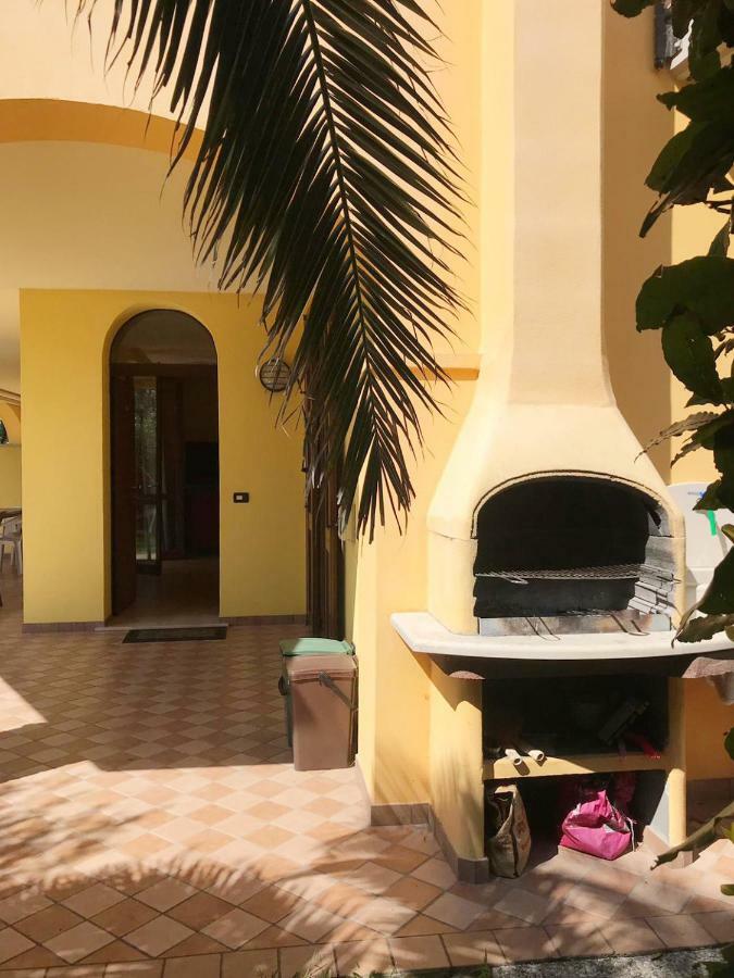 Villa The Sweet Rose With Pool Manerba del Garda Bagian luar foto