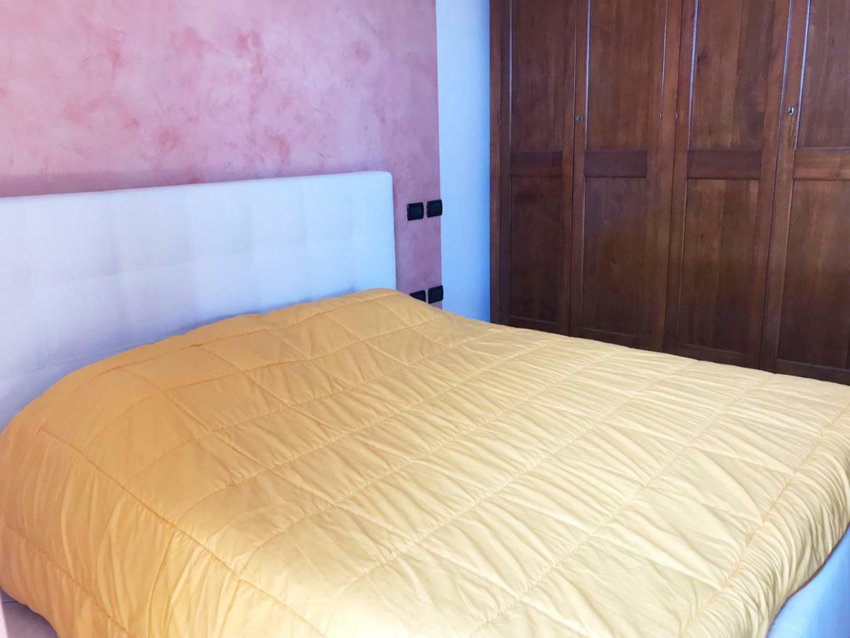 Villa The Sweet Rose With Pool Manerba del Garda Bagian luar foto