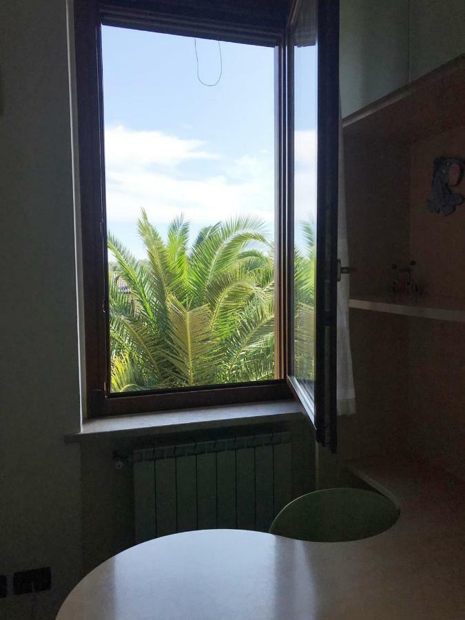 Villa The Sweet Rose With Pool Manerba del Garda Bagian luar foto